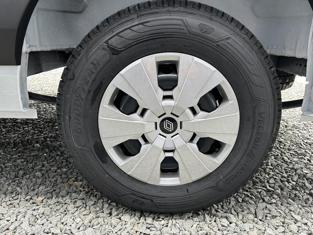 Renault Master Kastenwagen Extra L2H2 