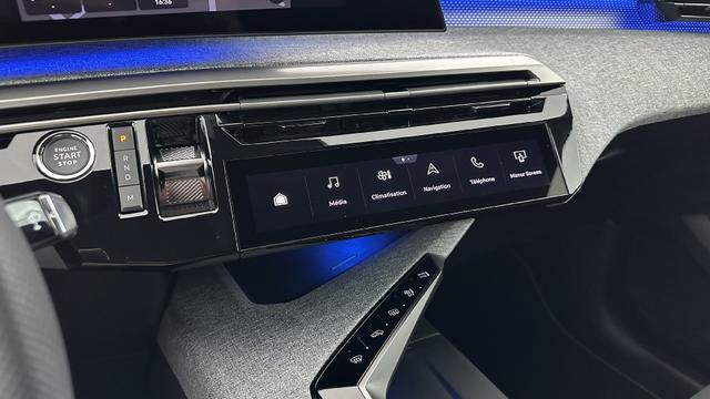 Peugeot 5008 GT III 
