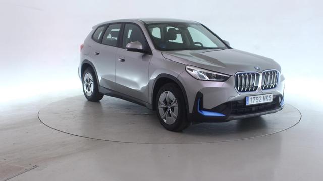 BMW iX1 xDrive30 