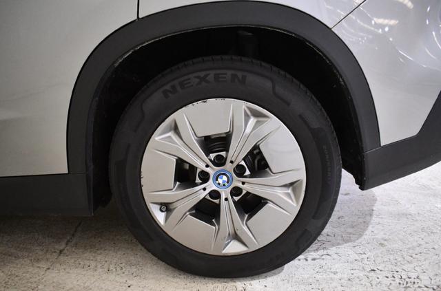 BMW iX1 xDrive30 