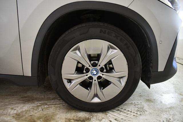 BMW iX1 xDrive30 