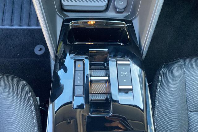Citro&euml;n C4 Hybride 136 e-DCS6 Plus 