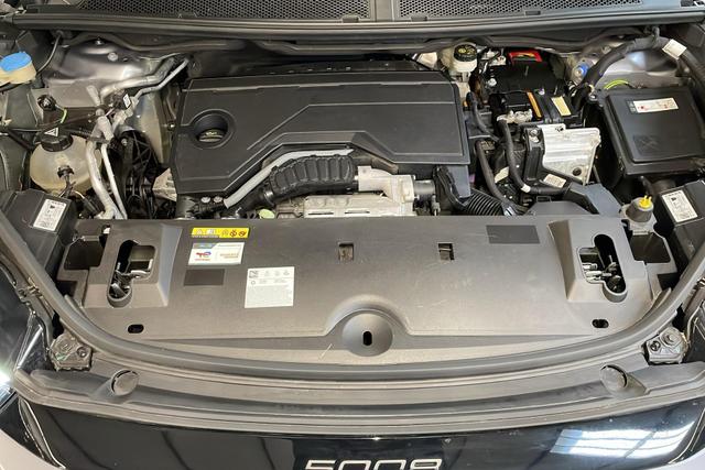 Peugeot 5008 HYBRID 145CH E-DCS6 GT 