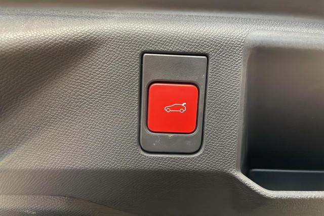 Peugeot 5008 HYBRID 145CH E-DCS6 GT 
