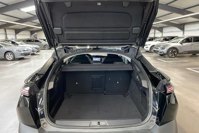 Peugeot 408 Hybrid 145 e-DCS6 Allure 