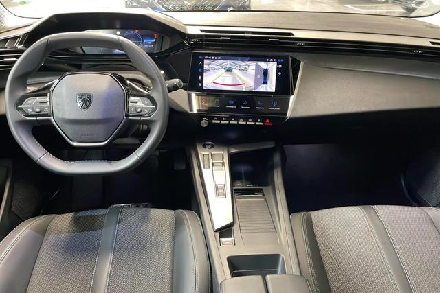 Peugeot 408 Hybrid 145 e-DCS6 Allure 