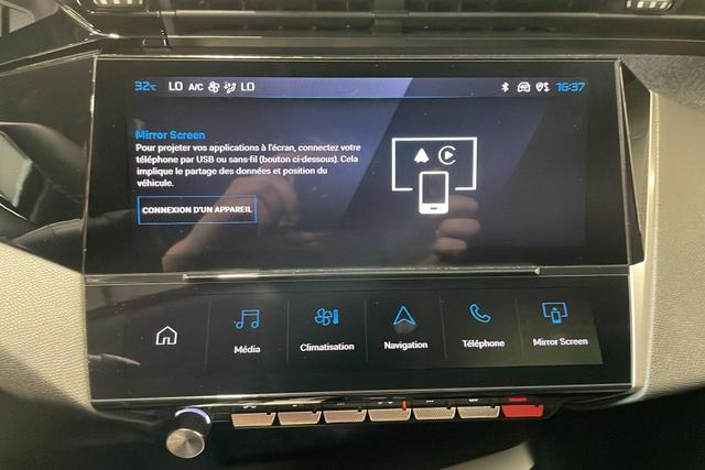 Peugeot 408 Hybrid 145 e-DCS6 Allure 