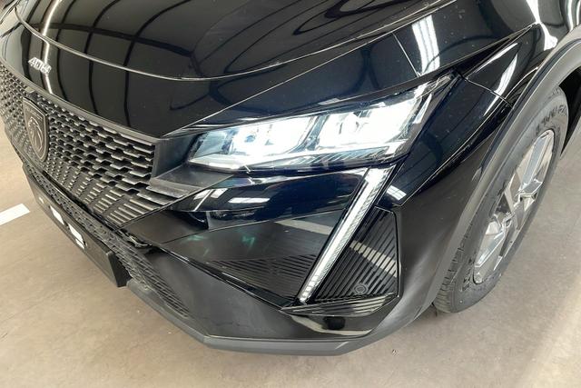 Peugeot 408 Hybrid 145 e-DCS6 Allure 