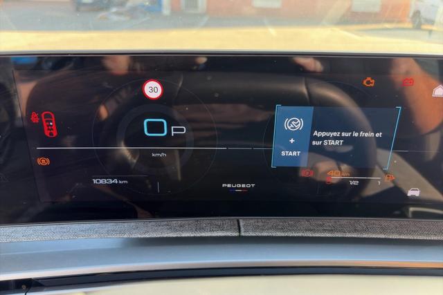 Peugeot 5008 HYBRID 145CH E-DCS6 GT 
