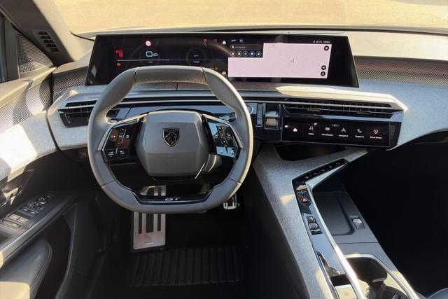 Peugeot 5008 HYBRID 145CH E-DCS6 GT 