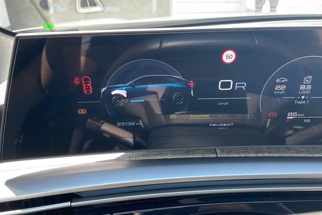 Peugeot 3008 Hybrid 145 e-DCS6 Allure 