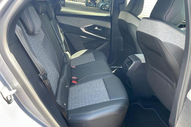 Peugeot 3008 Hybrid 145 e-DCS6 Allure 