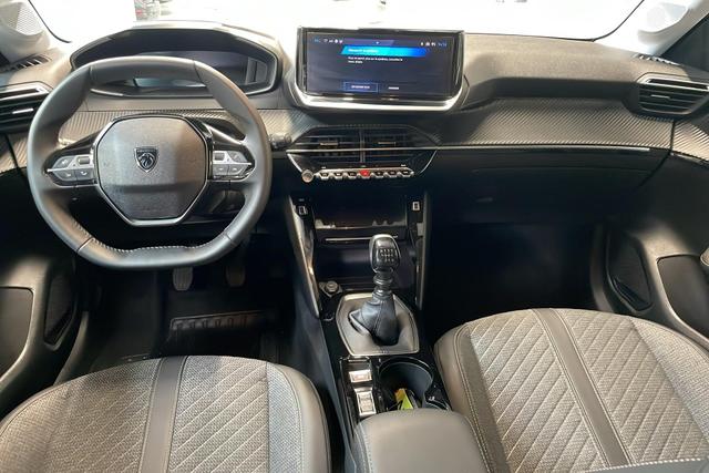 Peugeot 208 100 S&S BVM6 Allure 