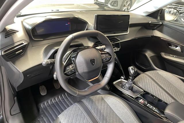 Peugeot 208 100 S&S BVM6 Allure 