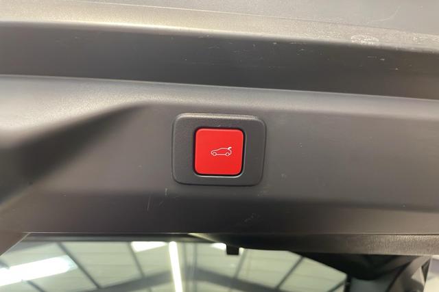 Peugeot 3008 Hybrid 145 e-DCS6 GT 
