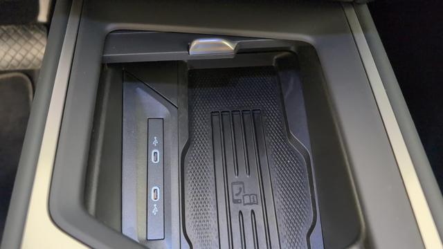 Volkswagen Passat Variant 2.0 TDI EVO SCR 122 DSG7 Life Plus 
