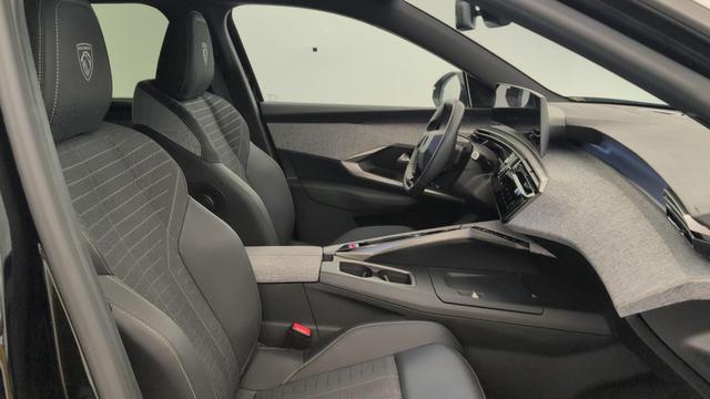 Peugeot 5008 HYBRID 145CH E-DCS6 GT 