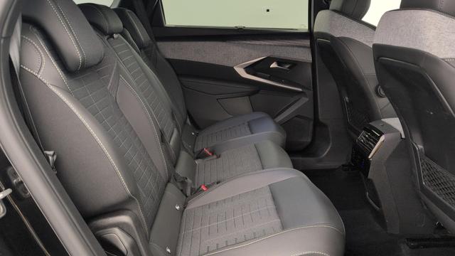 Peugeot 5008 HYBRID 145CH E-DCS6 GT 