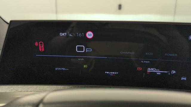Peugeot 5008 HYBRID 145CH E-DCS6 GT 