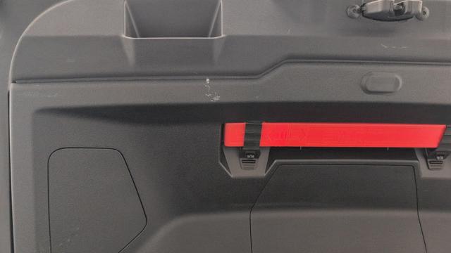 Peugeot 5008 HYBRID 145CH E-DCS6 GT 