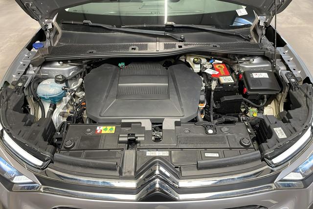 Citro&euml;n C4 X 136 CH AUTOMATIQUE FEEL PACK 