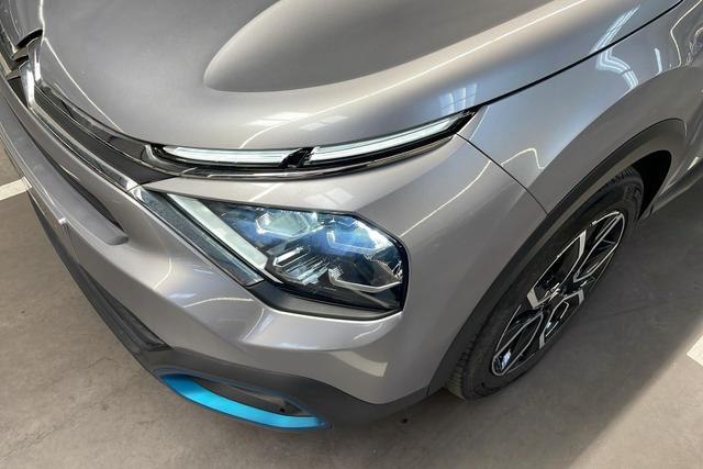 Citro&euml;n C4 X 136 CH AUTOMATIQUE FEEL PACK 