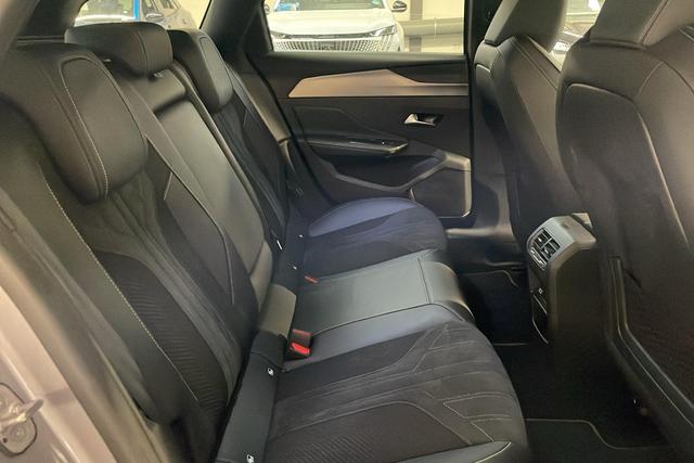 Peugeot 308 SW PHEV 225 e-EAT8 GT 