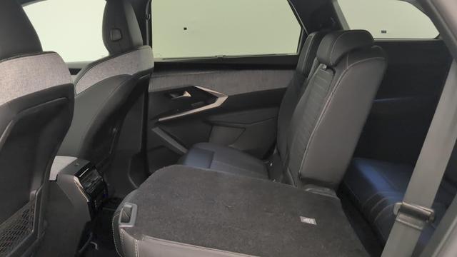 Peugeot 5008 HYBRID 145CH E-DCS6 GT 