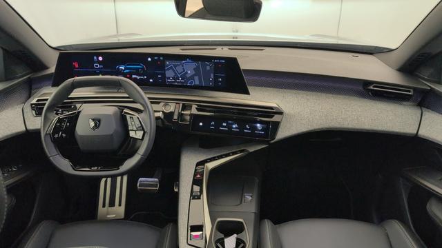 Peugeot 5008 HYBRID 145CH E-DCS6 GT 