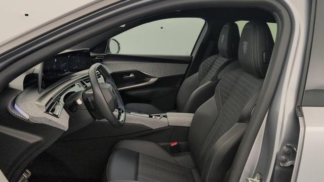 Peugeot 5008 HYBRID 145CH E-DCS6 GT 