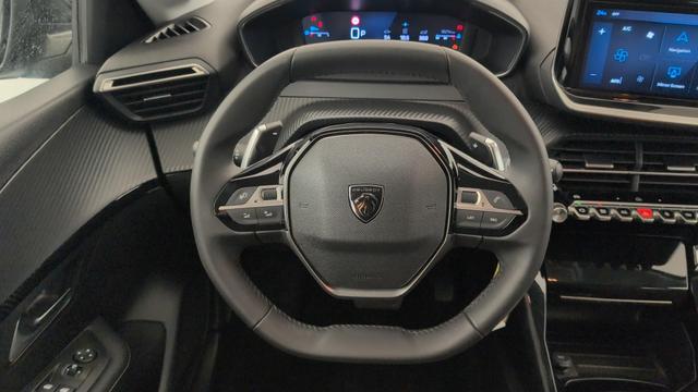 Peugeot 208 PureTech 100 S&S EAT8 Allure 