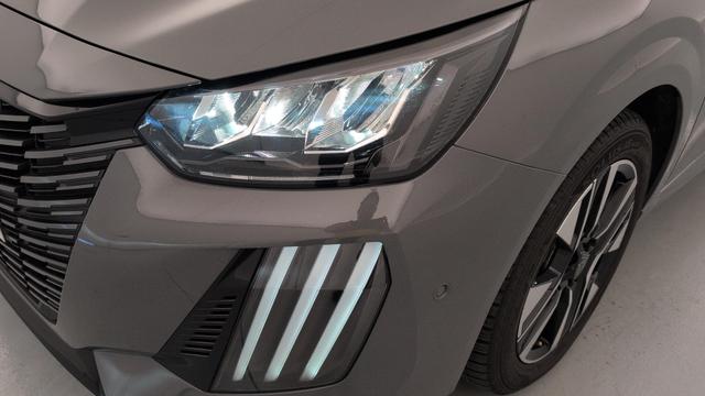 Peugeot 208 PureTech 100 S&S EAT8 Allure 