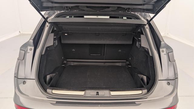 DS Automobiles 7 Hybride Rechargeable E-Tense 300 EAT8 4x4 Performance Line + (Crossback) 