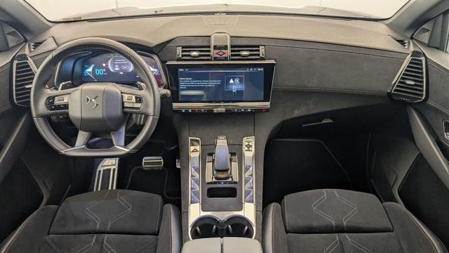 DS Automobiles 7 Hybride Rechargeable E-Tense 300 EAT8 4x4 Performance Line + (Crossback) 
