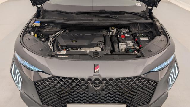 DS Automobiles 7 Hybride Rechargeable E-Tense 300 EAT8 4x4 Performance Line + (Crossback) 