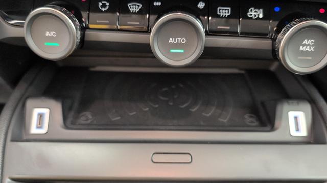 Citro&euml;n C4 Hybride 145 ch e-DCS6 Max 