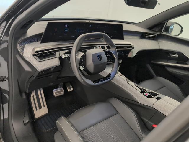 Peugeot 5008 HYBRID 145CH E-DCS6 GT 