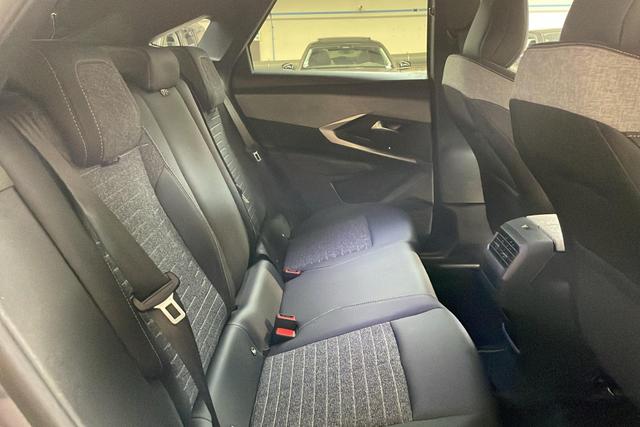 Peugeot 3008 Hybrid 145 e-DCS6 Allure 