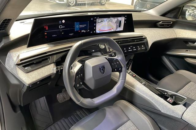Peugeot 3008 Hybrid 145 e-DCS6 Allure 