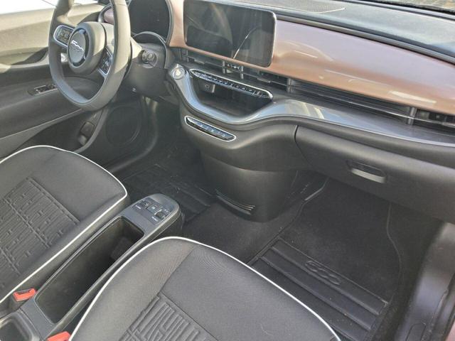 Fiat 500e 3+1 42 kWh 