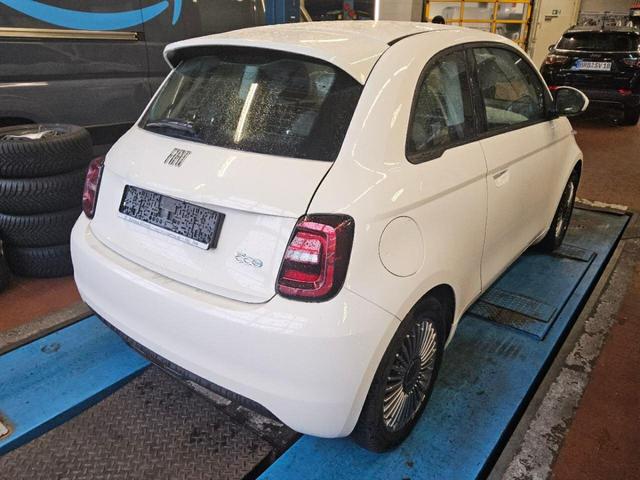 Fiat 500e 3+1 42 kWh 