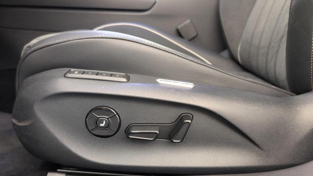 Volkswagen Passat Variant 2.0 TDI EVO SCR 122 DSG7 Life Plus 