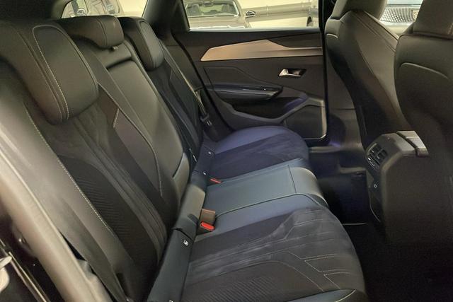 Peugeot 308 SW PHEV 225 e-EAT8 GT 