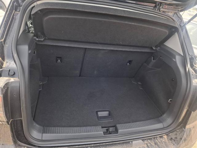 Volkswagen T-Cross Life Plus 