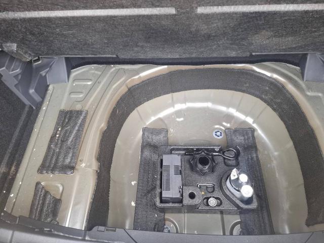 Volkswagen T-Cross Life Plus 