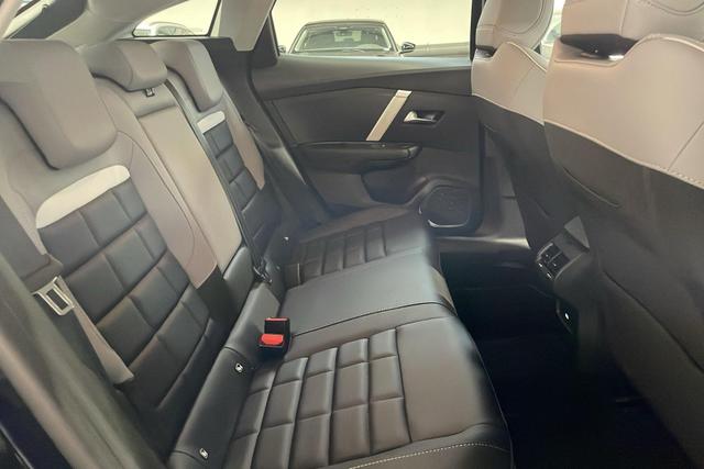 Citro&euml;n C4 Hybride 145 ch e-DCS6 Max 