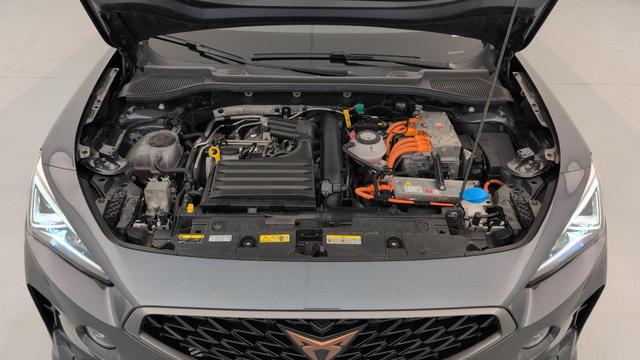 Cupra Formentor 1.4 e-HYBRID 204 ch DSG6 V 
