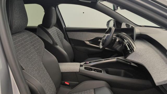 Peugeot 3008 Hybrid 145 e-DCS6 Allure 