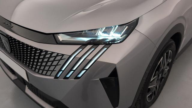 Peugeot 3008 Hybrid 145 e-DCS6 Allure 