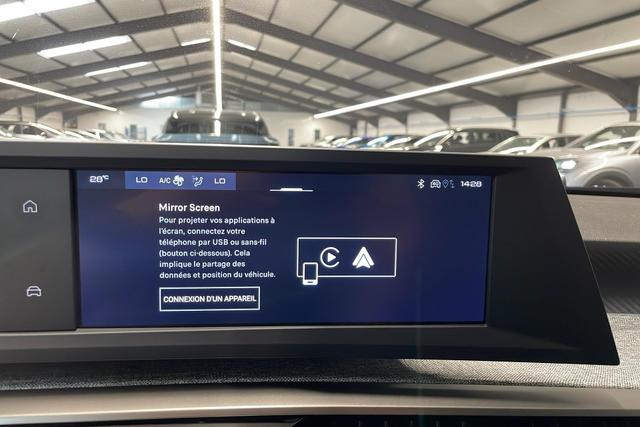 Peugeot 5008 HYBRID 145 CH E-DCS6 ALLURE 